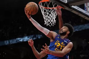 NBA Top 10: Ο Μπάρετ στην κορυφή, λυτρωτής ο Μάρεϊ