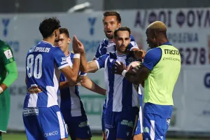 Εθνικός-Καρμιώτισσα: Τρελό… ματς με 5 γκολ και "άσσος"