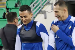 ΑΥΤΑ με Κοσταντίνοφ