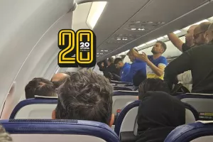 Προσγειώθηκε... και βλέπει Άρη
