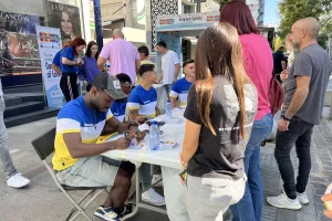 (Φώτος Kerkida) “Γαλαζοκίτρινη” παρουσία στον Ραδιομαραθώνιο 