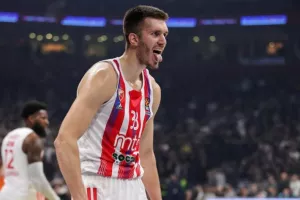 MVP της 9ης αγωνιστικής της Euroleague ο Πετρούσεφ