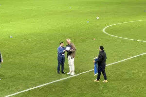 (Βίντεο/Φώτος) Τιμήθηκε και αποθεώθηκε ο Τσέποβιτς 