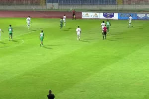 Ολυμπιάκος-Ακρίτας: Άντεξαν οι "μαυροπράσινοι" με 10 και πήραν τον βαθμό