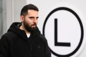 Ταξίδι για Ομόνοια και μετά από... Ανόρθωση