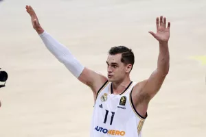 Χεζόνια: «Απολύτως γελοίο να υπάρχει ασυμφωνία στο πρόγραμμα των εθνικών ομάδων»