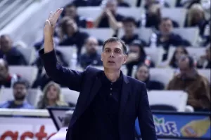 ΚΑΕ ΠΑΟΚ κατά Μπαρτζώκα: "Τι άλλο κάνεις εκτός από το να προκαλείς;"