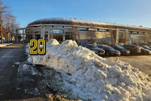 ΑΠΟΕΛ/ Λίγες ώρες πριν το ματς - Το χιόνι... στο "Molde Stadion" (Φώτος Kerkida)