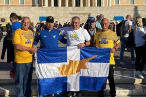 Ανορθωσιάτες και ΑΠΟΕΛίστες με Χατζηπαντέλα