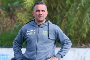 Διαζύγιο… με προπονητή και βοηθό   