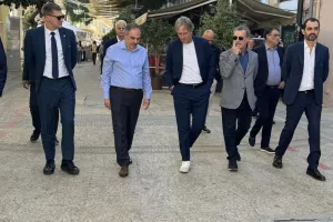 Στην Πράσινη Γραμμή ΑΠΟΕΛ και Φιορεντίνα (Φώτος)
