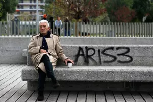 Σύσσωμος ο Άρης αποχαιρέτησε τον Μπουτάρη