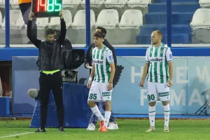 Ομόνοια για επιστροφή Μπεζούς