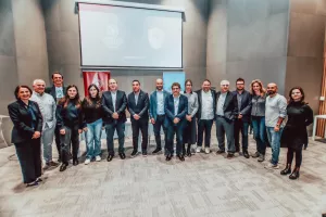 Πάφος FC/Έπεσαν… οι υπογραφές με το Αμερικανικό Πανεπιστήμιο της Βηρυτού (Φώτος)
