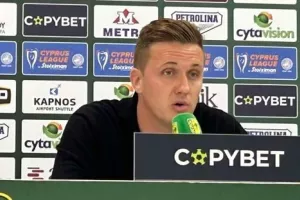 "Αυτά που άκουσα από πατεράδες είναι λες και είμαστε στον 19ο αιώνα- Απαράδεκτο να γίνει παιχνίδι σε αυτό τον αγωνιστικό χώρο"