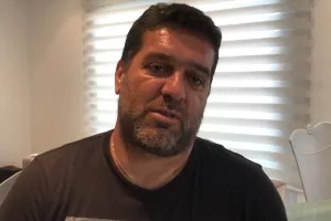 Τα ηνία στον Σπύρο Ευσταθίου