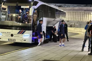 (Φώτος Kerkida) Η άφιξη του Απόλλωνα 