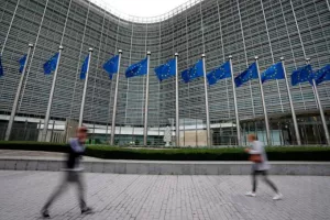 Tέρμα τα μετρητά στην Ευρώπη - Το σχέδιο που φέρνει τα πάνω κάτω και οδηγεί σε ψηφιακό ευρώ