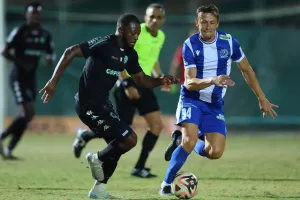 Daniel Tetour... στην Περιστερώνα!