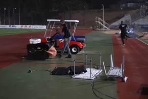 Τα πήρε... και τα σήκωσε (Φώτος)