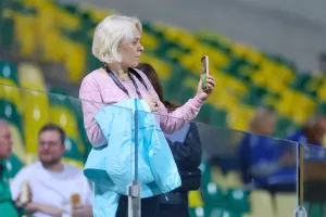 (ΦΩΤΟΣ) Ο κόσμος στο "ΑΕΚ Αρένα"
