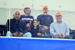 (ΦΩΤΟΣ) Ο κόσμος στο "ΑΕΚ Αρένα"