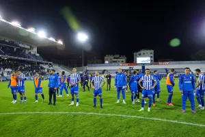 Την... κρατάει το ΠΑΠ