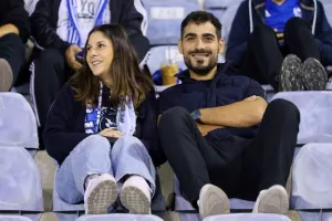 Ανόρθωση-ΑΕΛ: Η "Κυρία" είναι ΕΔΩ με Λόπες! (Φώτος)