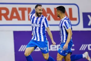 Ανόρθωση-ΑΕΛ: Η "Κυρία" είναι ΕΔΩ με Λόπες! (Φώτος)