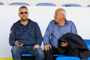 Στο Δασάκι οι "Ππούνιοι"/ Ο Νο1 και ο Νο2 δίπλα στον Νο3! 