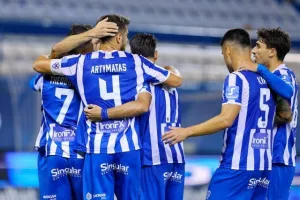 Ανόρθωση-ΑΕΛ: Η "Κυρία" είναι ΕΔΩ με Λόπες! (Φώτος)