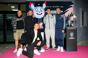(ΦΩΤΟΣ) Μαζί...με το τρόπαιο του EuroBasket 