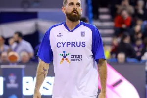 To πάλεψε η Εθνική μας, αλλά ηττήθηκε (φώτος)