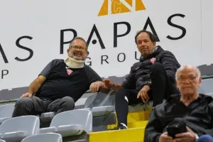 (Φωτορεπορτάζ) Ο κόσμος στο "Αμμόχωστος"