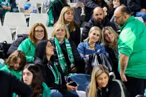 Ο κόσμος της Ομόνοιας στο ΓΣΠ (Φώτος)