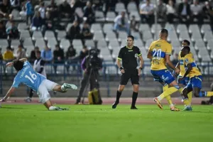 Πάφος-ΑΠΟΕΛ: Στο +11 από τους "γαλαζοκίτρινους" με γκολ στο... φινάλε!