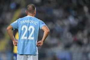 Πάφος-ΑΠΟΕΛ: Στο +11 από τους "γαλαζοκίτρινους" με γκολ στο... φινάλε!