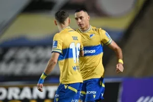 Πάφος-ΑΠΟΕΛ: Στο +11 από τους "γαλαζοκίτρινους" με γκολ στο... φινάλε!