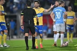 Πάφος-ΑΠΟΕΛ: Στο +11 από τους "γαλαζοκίτρινους" με γκολ στο... φινάλε!