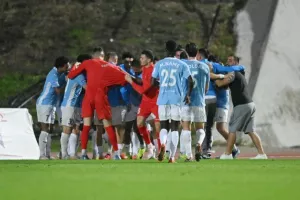 Πάφος-ΑΠΟΕΛ: Στο +11 από τους "γαλαζοκίτρινους" με γκολ στο... φινάλε!