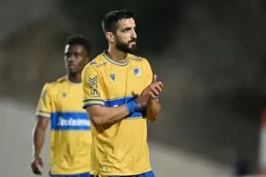 Πάφος-ΑΠΟΕΛ: Στο +11 από τους "γαλαζοκίτρινους" με γκολ στο... φινάλε!