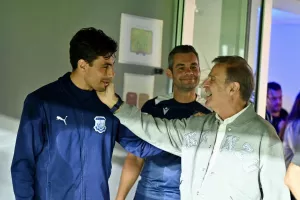 Χαμόγελα... Πρόδρομος και Πραξιτέλης 