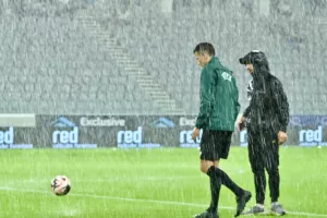Απόλλων-ΑΠΟΕΛ: Μετά την ταλαιπωρία... συμβιβασμός 