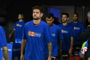 Απόλλων-ΑΠΟΕΛ: Μετά την ταλαιπωρία... συμβιβασμός 