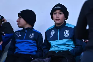 (Φώτος) Ο κόσμος στο παγωμένο... Δασάκι