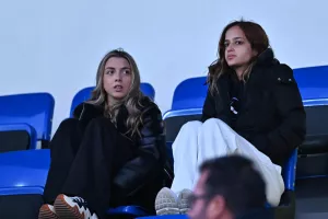 (Φώτος) Ο κόσμος στο παγωμένο... Δασάκι