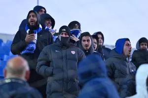 (Φώτος) Ο κόσμος στο παγωμένο... Δασάκι