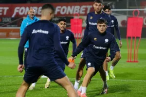 Έπιασαν... δουλειά οι διεθνείς μας (Φώτος- Βίντεο Kerkida)