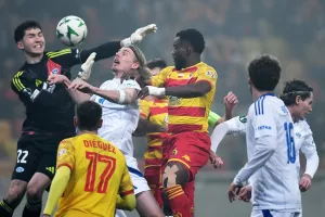 Επόμενη αντίπαλος ΑΠΟΕΛ-Βαρύ 3-0 