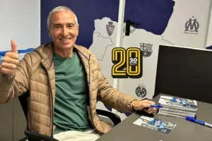 (Φώτος Kerkida) Στην μπουτίκ ο Τσέποβιτς 